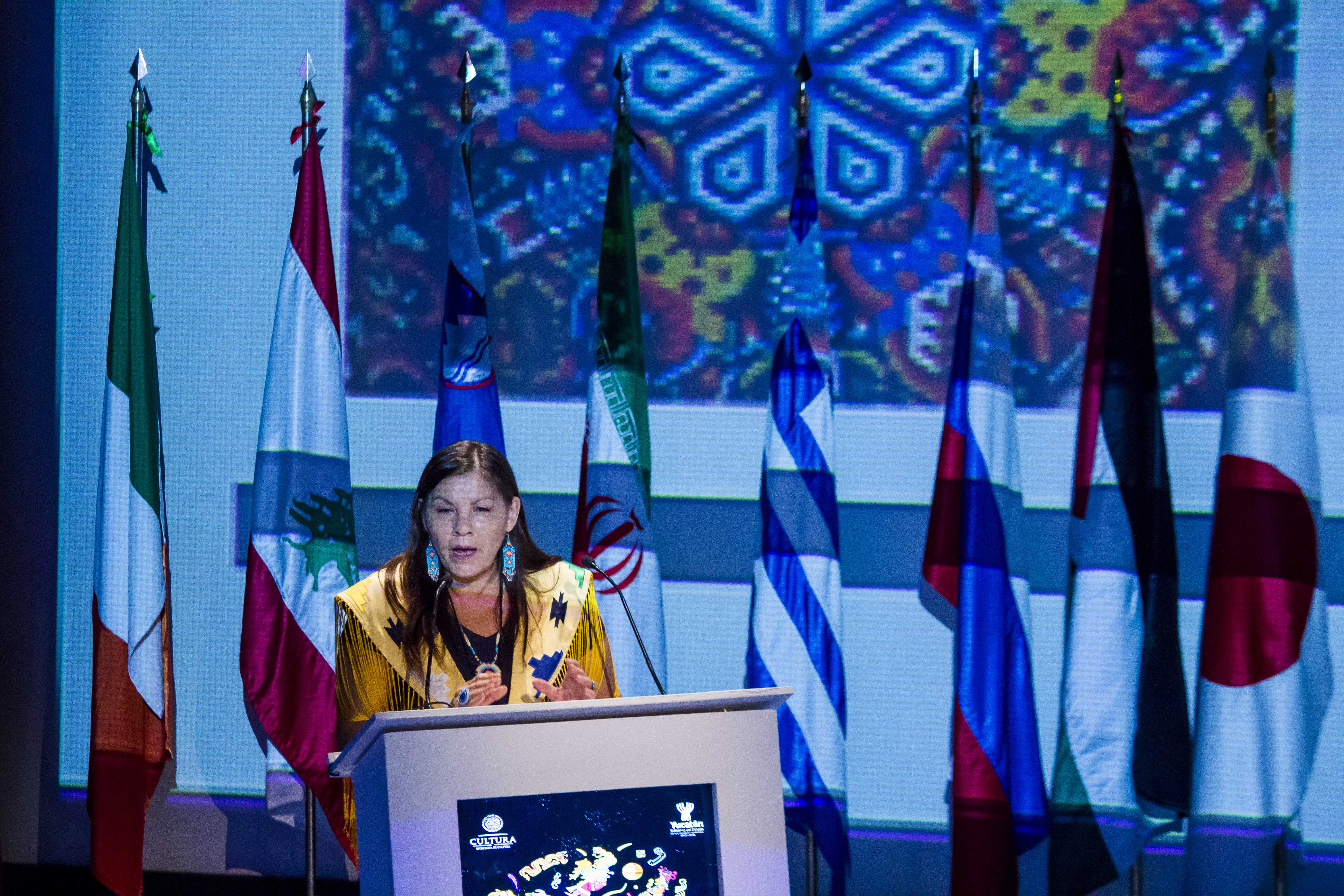 Lucy Pelletier, representante de los pueblos originarios Plains Cree de Canadá